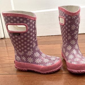 Bogs rain boots